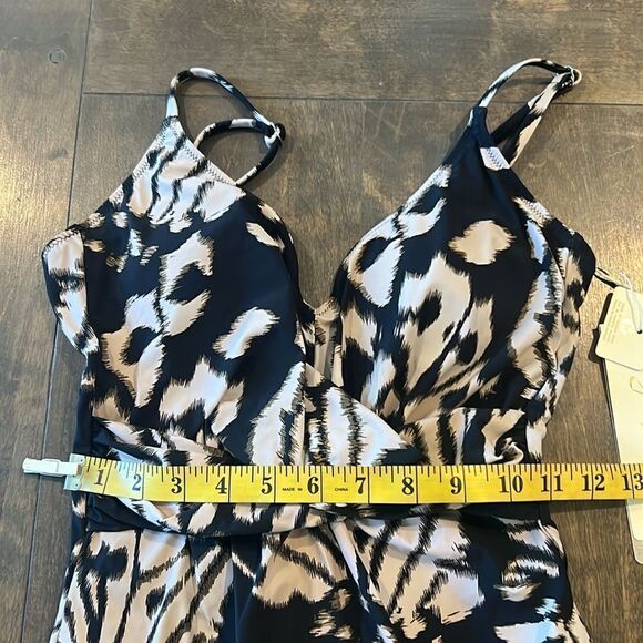 NWT GOTTEX MISS BUTTERFLY SURPLICE ONE PIECE SWIMSUIT - Picture 9 of 15